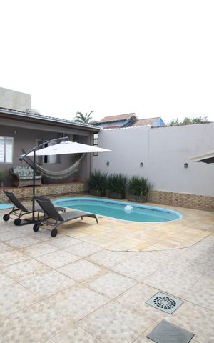 Casa para alugar com 260m², 4 quartos e 3 vagasQuintal