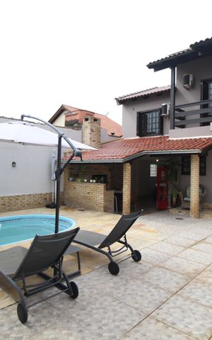 Casa para alugar com 260m², 4 quartos e 3 vagasQuintal