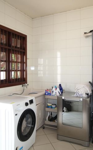 Casa para alugar com 260m², 4 quartos e 3 vagasÁrea de Serviço