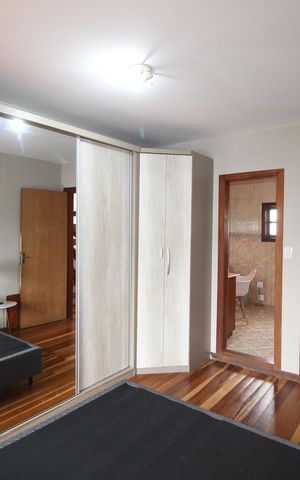 Casa para alugar com 260m², 4 quartos e 3 vagasSuíte 1