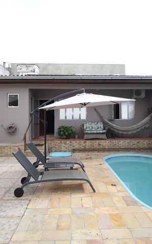 Casa para alugar com 260m², 4 quartos e 3 vagasPiscina