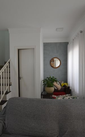 Casa para alugar com 75m², 2 quartos e 2 vagasSALA