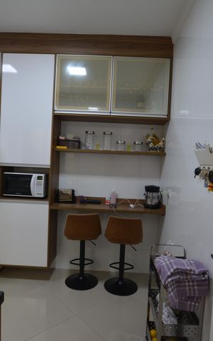 Casa para alugar com 75m², 2 quartos e 2 vagasCOZINHA