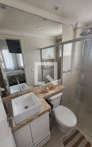 Apartamento para alugar com 55m², 2 quartos e 2 vagas Apartamento para alugar com 55m², 2 quartos e 2 vagasBanheiro 1