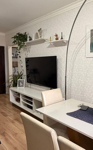 Apartamento à venda com 122m², 3 quartos e 2 vagas Apartamento à venda com 122m², 3 quartos e 2 vagasSala