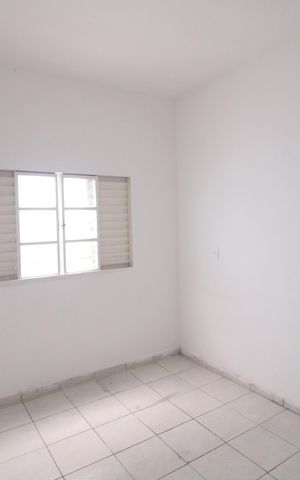 Casa para alugar com 111m², 2 quartos e 2 vagasQuarto 2