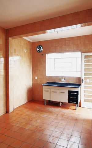 Casa para alugar com 111m², 2 quartos e 2 vagasCozinha