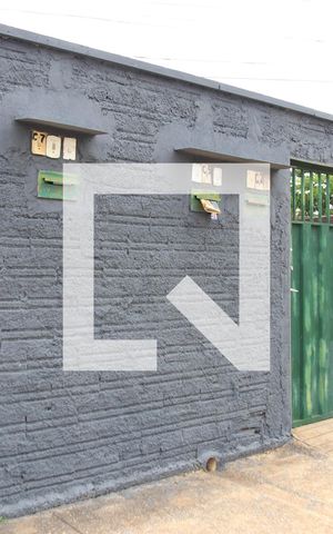 Casa à venda com 55m², 1 quarto e 1 vagaFachada
