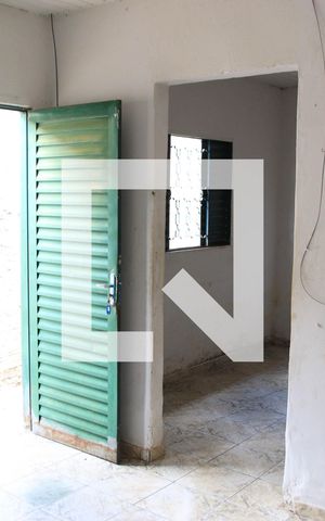 Casa à venda com 55m², 1 quarto e 1 vagaSala