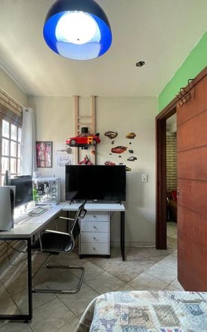 Casa à venda com 270m², 3 quartos e 3 vagas