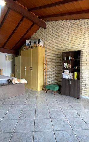Casa à venda com 270m², 3 quartos e 3 vagas