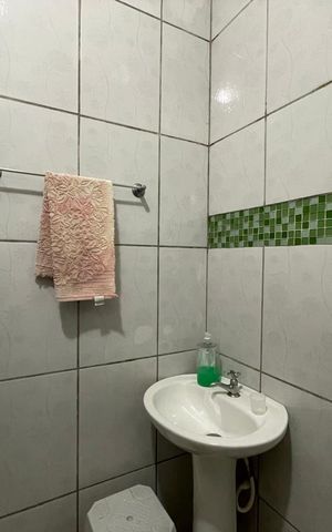 Casa à venda com 270m², 3 quartos e 3 vagas