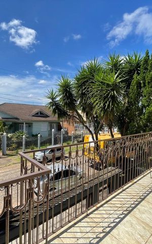 Casa à venda com 270m², 3 quartos e 3 vagas