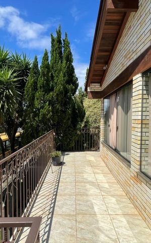 Casa à venda com 270m², 3 quartos e 3 vagas