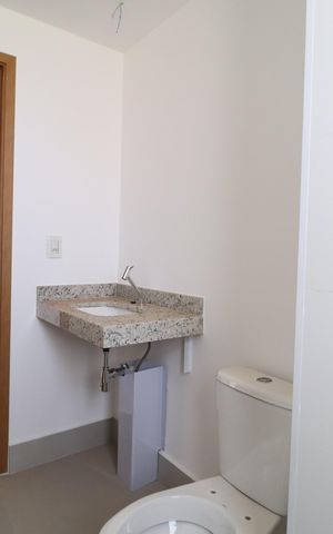 Apartamento para alugar com 86m², 2 quartos e 2 vagasBanheiro do Quarto 2