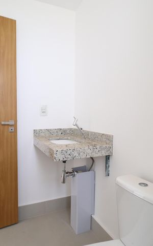 Apartamento para alugar com 86m², 2 quartos e 2 vagasBanheiro do Quarto 1