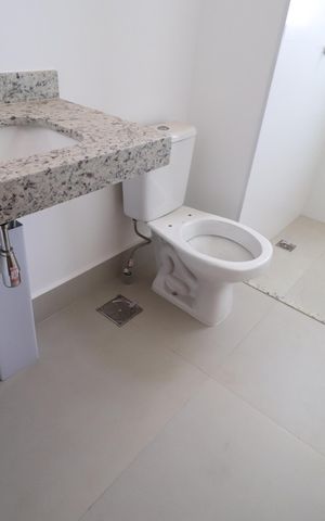 Apartamento para alugar com 86m², 2 quartos e 2 vagasBanheiro do Quarto 2