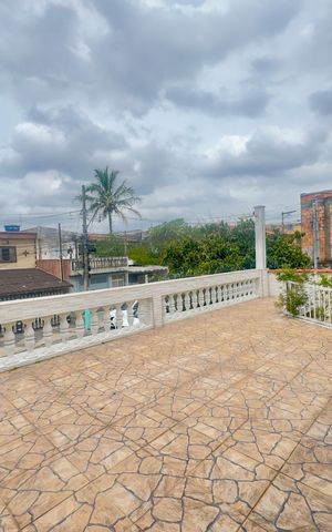 Casa para alugar com 120m², 2 quartos e 1 vaga Casa para alugar com 120m², 2 quartos e 1 vagaSacada