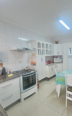 Casa para alugar com 120m², 2 quartos e 1 vaga Casa para alugar com 120m², 2 quartos e 1 vagaCozinha