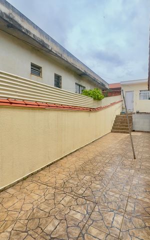 Casa para alugar com 120m², 2 quartos e 1 vaga Casa para alugar com 120m², 2 quartos e 1 vagaQuintal