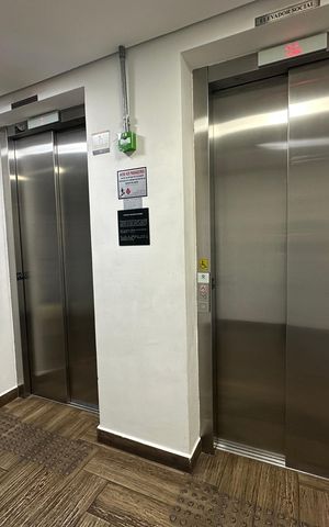Apartamento à venda com 75m², 3 quartos e 2 vagas Apartamento à venda com 75m², 3 quartos e 2 vagasHall de entrada