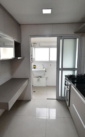 Apartamento para alugar com 82m², 2 quartos e 1 vagaCozinha