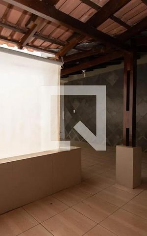Casa à venda com 225m², 3 quartos e 6 vagas Casa à venda com 225m², 3 quartos e 6 vagasÁrea externa