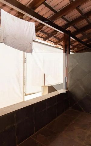 Casa à venda com 225m², 3 quartos e 6 vagas Casa à venda com 225m², 3 quartos e 6 vagasÁrea externa