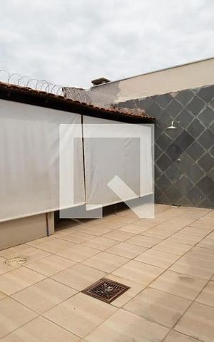 Casa à venda com 225m², 3 quartos e 6 vagas