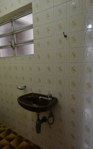 Casa para alugar com 600m², 7 quartos e 8 vagasBanheiro 5