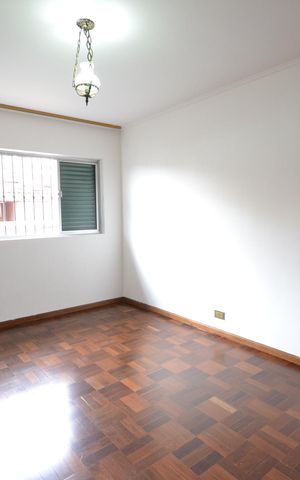 Casa para alugar com 600m², 7 quartos e 8 vagasQuarto 2