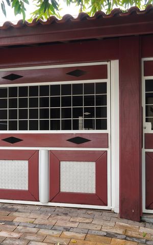 Casa para alugar com 187m², 3 quartos e 2 vagasPlaca fachada PXZV-1419 E HVTG-879