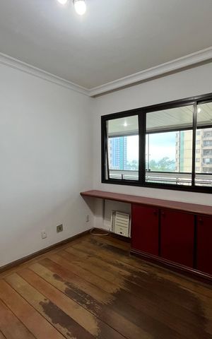 Apartamento à venda com 147m², 3 quartos e 2 vagas Apartamento à venda com 147m², 3 quartos e 2 vagasQuarto 1
