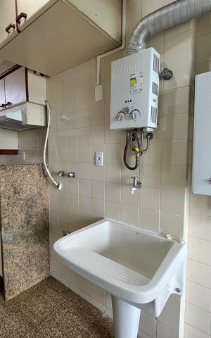 Apartamento à venda com 147m², 3 quartos e 2 vagas Apartamento à venda com 147m², 3 quartos e 2 vagasÁrea de Serviço