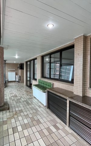 Apartamento à venda com 147m², 3 quartos e 2 vagas Apartamento à venda com 147m², 3 quartos e 2 vagasVaranda