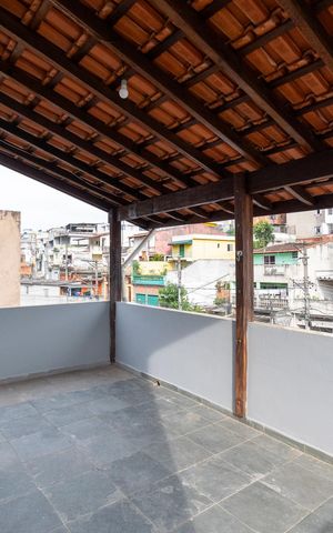 Casa para alugar com 50m², 2 quartos e 2 vagas Casa para alugar com 50m², 2 quartos e 2 vagasÁrea de Serviço