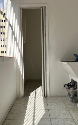 Apartamento para alugar com 127m², 3 quartos e 1 vaga Apartamento para alugar com 127m², 3 quartos e 1 vagaÁrea de Serviço