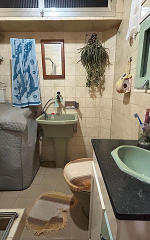 Apartamento à venda com 50m², 1 quarto e 2 vagasBanheiro