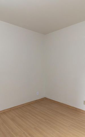 Apartamento à venda com 43m², 2 quartos e 1 vaga Apartamento à venda com 43m², 2 quartos e 1 vagaSala