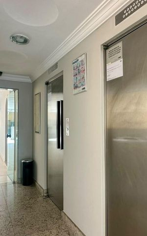 Apartamento à venda com 70m², 2 quartos e 1 vaga Apartamento à venda com 70m², 2 quartos e 1 vagaElevador