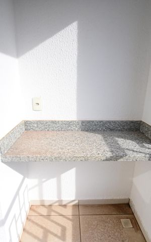 Apartamento para alugar com 70m², 2 quartos e 1 vaga
