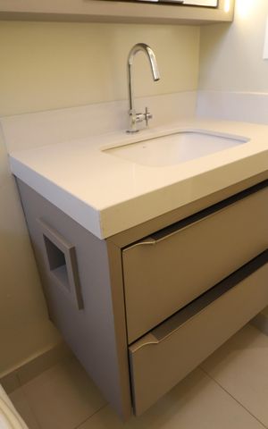 Apartamento para alugar com 117m², 3 quartos e 2 vagasBanheiro do Quarto 2