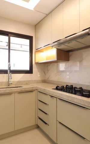 Apartamento para alugar com 117m², 3 quartos e 2 vagasCozinha