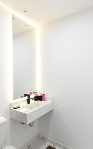 Casa para alugar com 144m², 3 quartos e 2 vagasBanheiro 