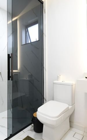 Casa para alugar com 144m², 3 quartos e 2 vagasBanheiro 