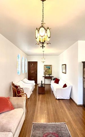 Apartamento à venda com 140m², 4 quartos e 2 vagas