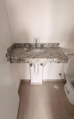 Apartamento à venda com 44m², 2 quartos e 1 vaga Apartamento à venda com 44m², 2 quartos e 1 vagaBanheiro
