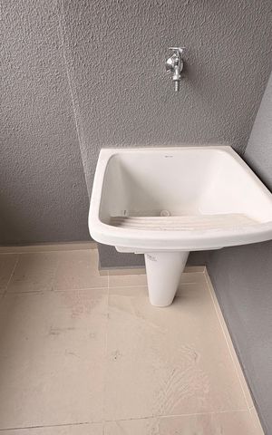 Apartamento à venda com 44m², 2 quartos e 1 vaga Apartamento à venda com 44m², 2 quartos e 1 vagaLavanderia/ varanda