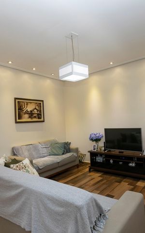 Casa à venda com 126m², 2 quartos e 2 vagasSALA