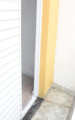 Casa de condomínio para alugar com 80m², 2 quartos e 2 vagasSacada